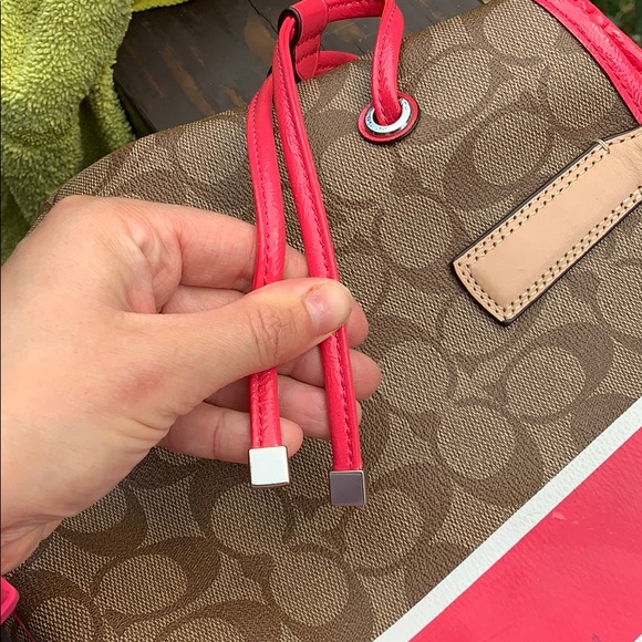 Coach Purse 🎉 - Picture 11 of 15